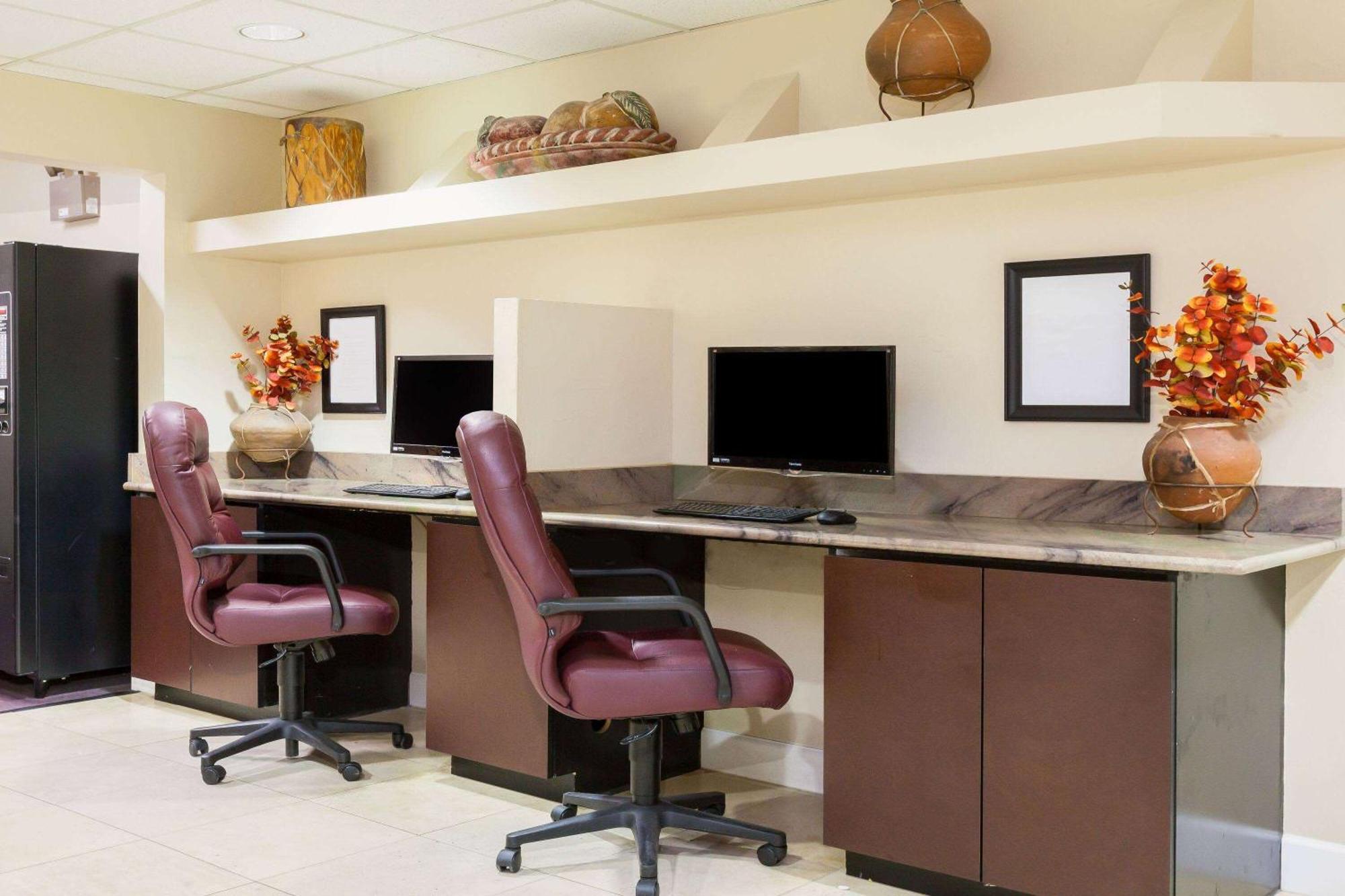 Days Inn By Wyndham Camp Verde Arizona 외부 사진