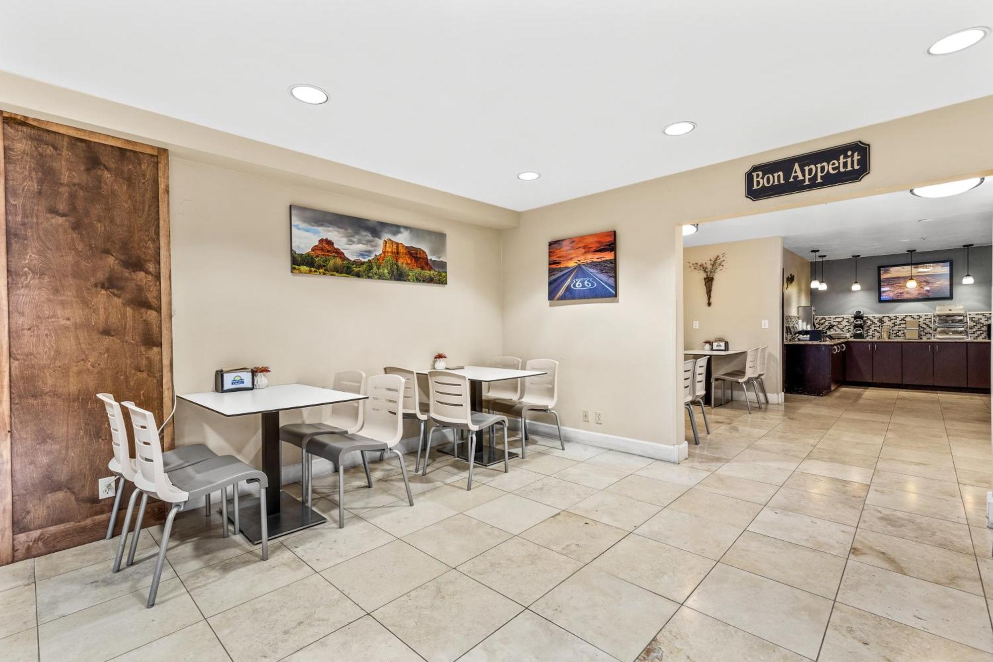 Days Inn By Wyndham Camp Verde Arizona 외부 사진